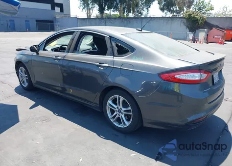 2016 Ford Fusion Hybrid Titanium from USA, damaged, VIN 3FA6P0RUXGR281509